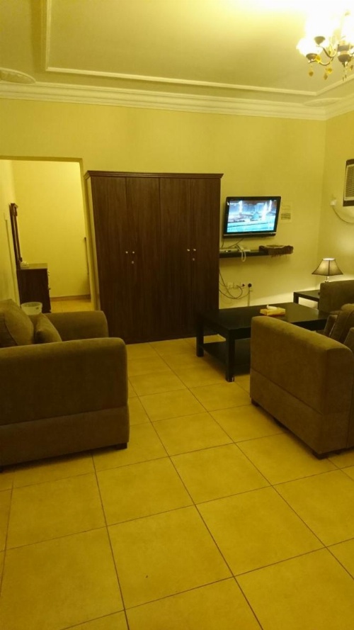 Al Meknan Furnished Units image 12