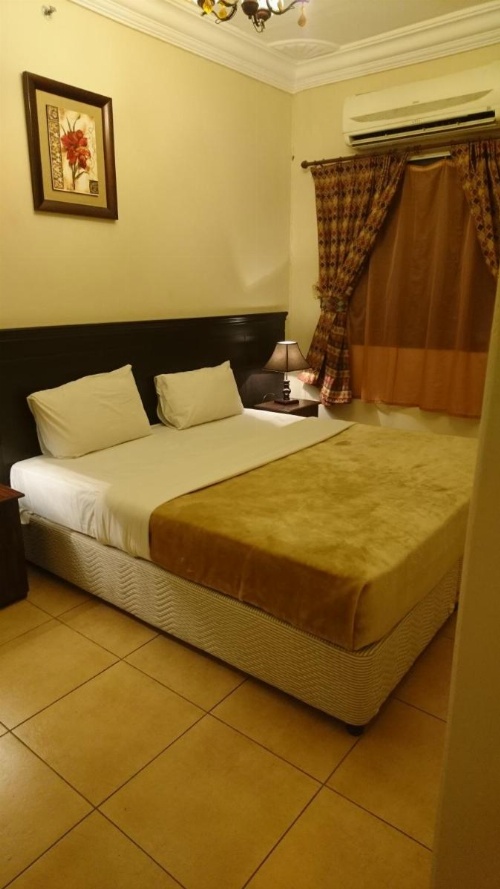 Al Meknan Furnished Units image 13