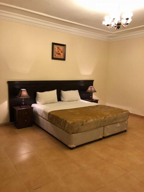 Al Meknan Furnished Units image 8